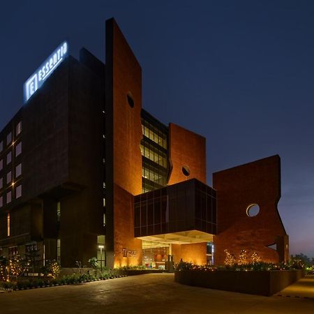 Essentia Luxury Hotel אינדורה מראה חיצוני תמונה