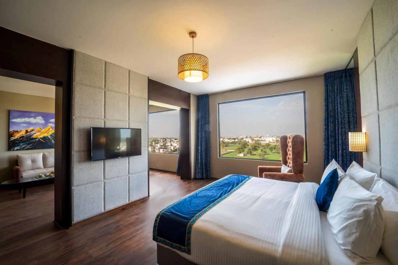 Essentia Luxury Hotel אינדורה מראה חיצוני תמונה