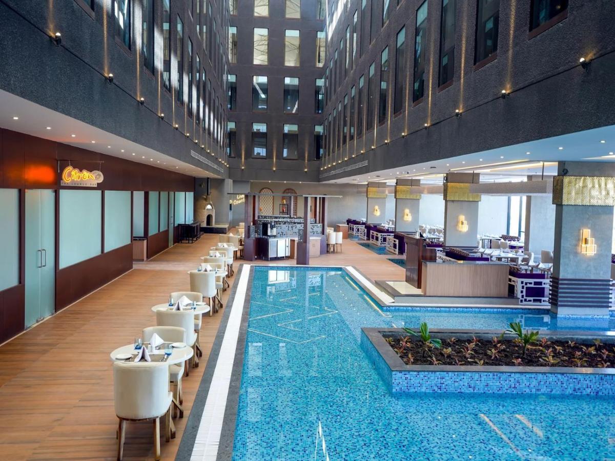 Essentia Luxury Hotel אינדורה מראה חיצוני תמונה