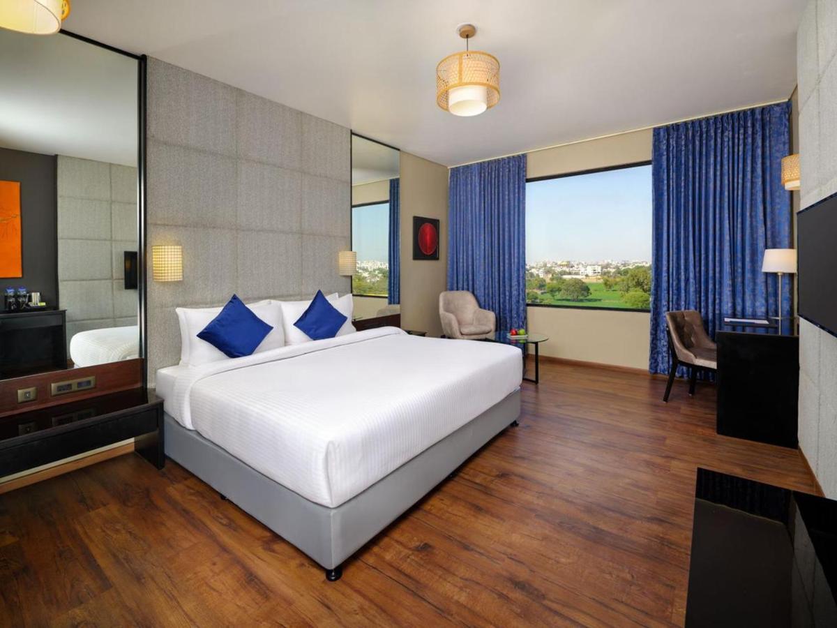 Essentia Luxury Hotel אינדורה מראה חיצוני תמונה