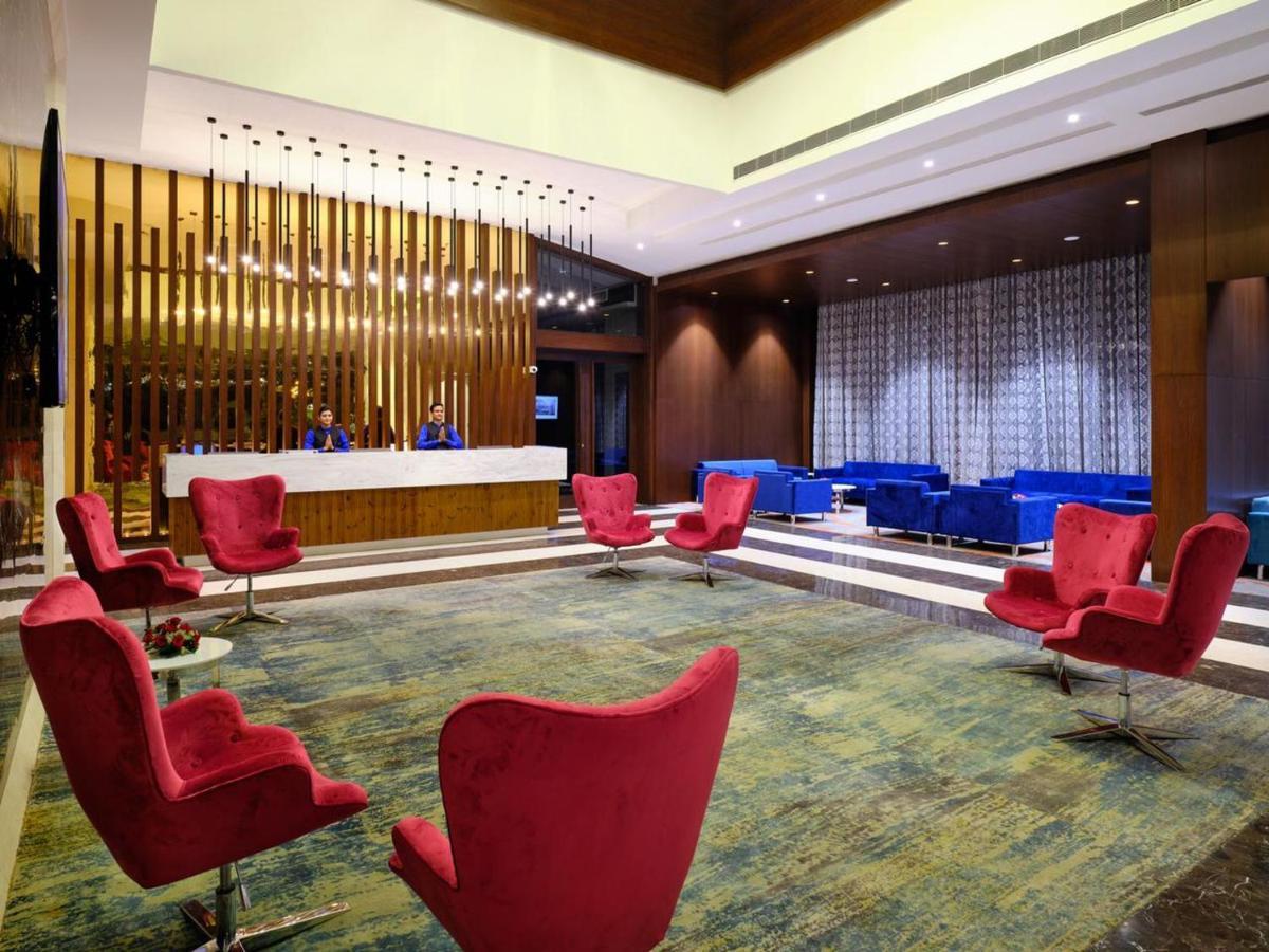 Essentia Luxury Hotel אינדורה מראה חיצוני תמונה