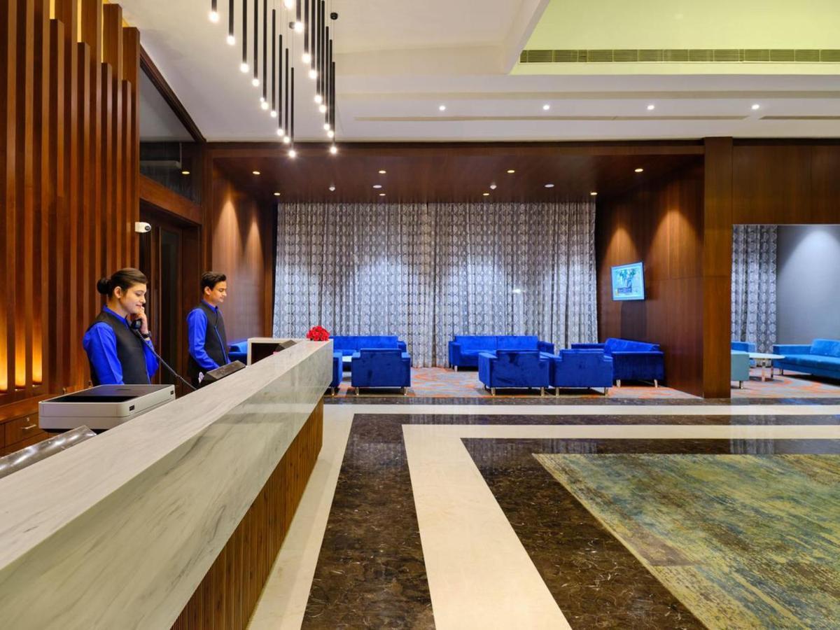 Essentia Luxury Hotel אינדורה מראה חיצוני תמונה