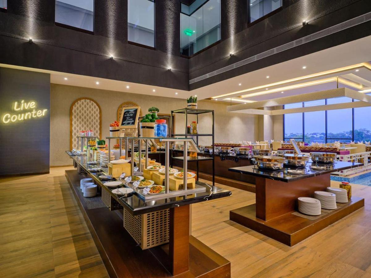 Essentia Luxury Hotel אינדורה מראה חיצוני תמונה