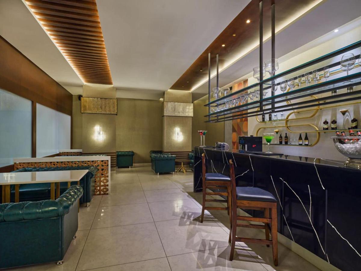 Essentia Luxury Hotel אינדורה מראה חיצוני תמונה
