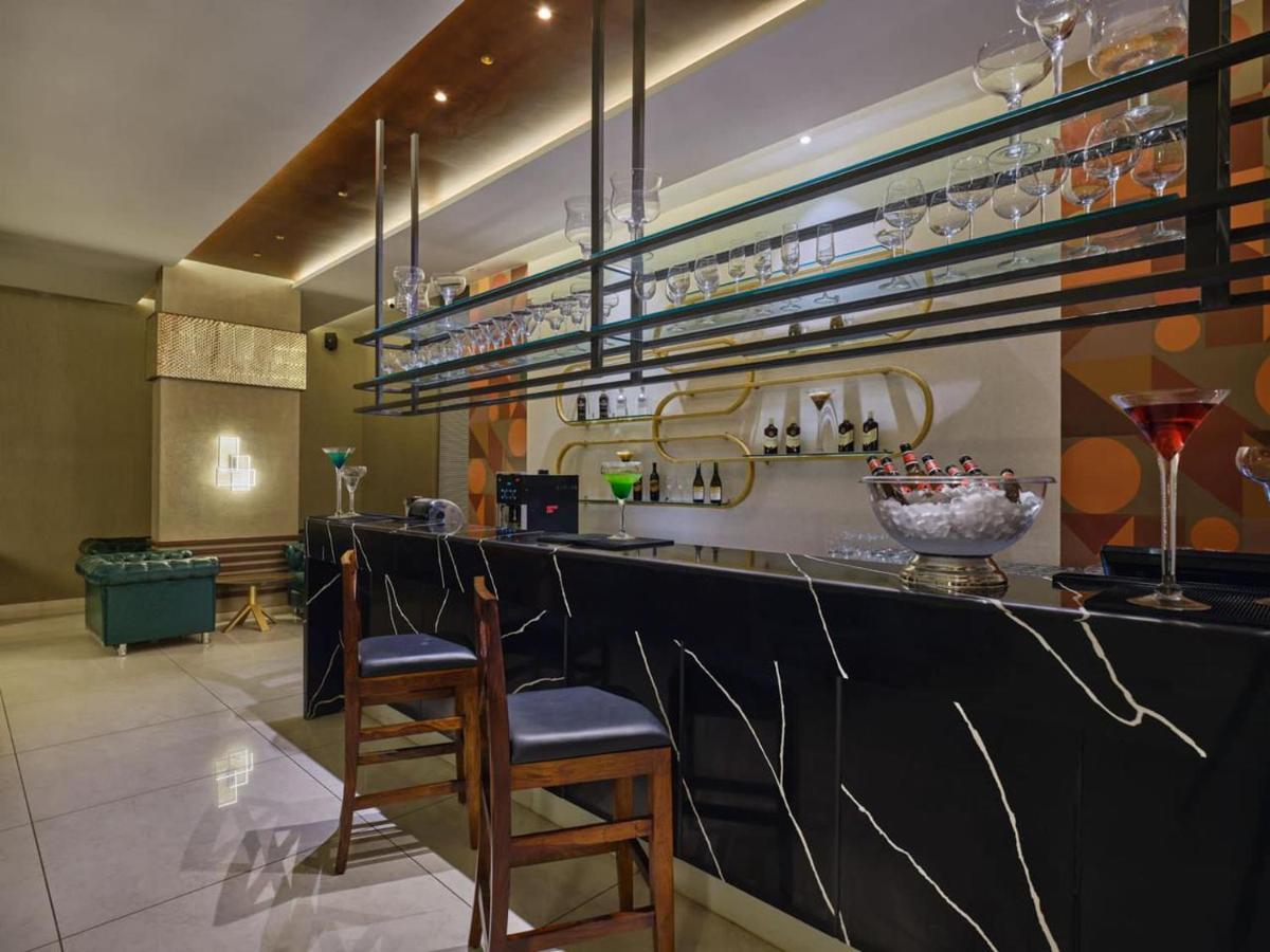 Essentia Luxury Hotel אינדורה מראה חיצוני תמונה