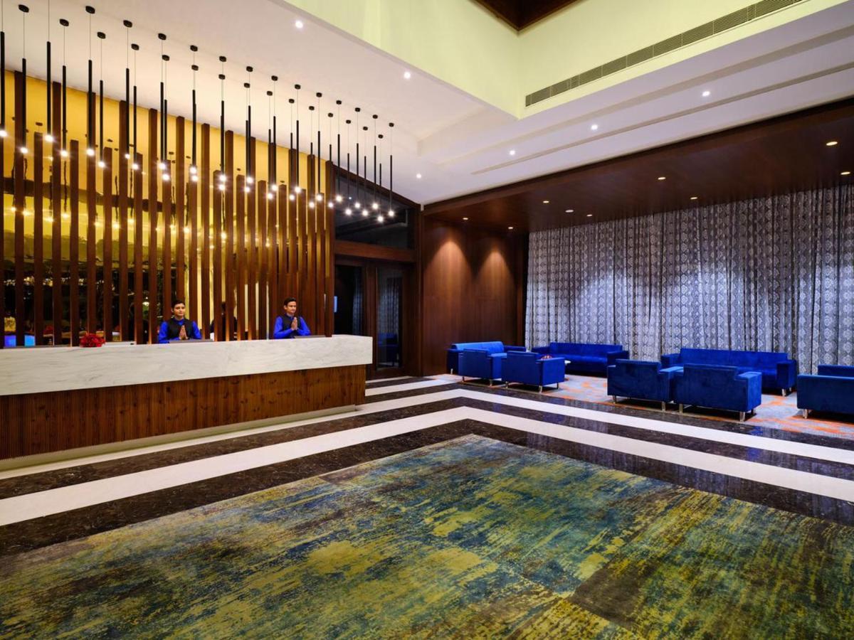 Essentia Luxury Hotel אינדורה מראה חיצוני תמונה