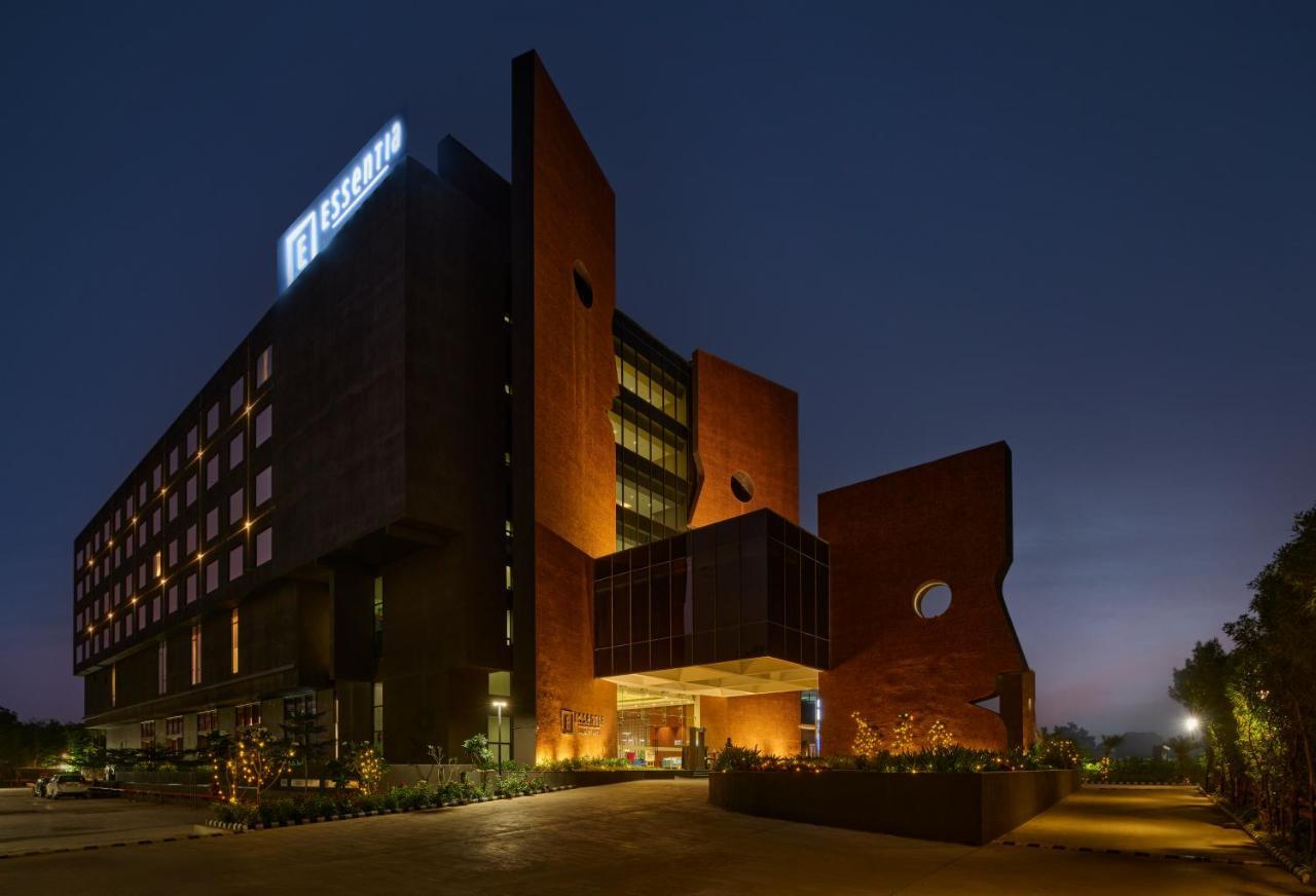 Essentia Luxury Hotel אינדורה מראה חיצוני תמונה